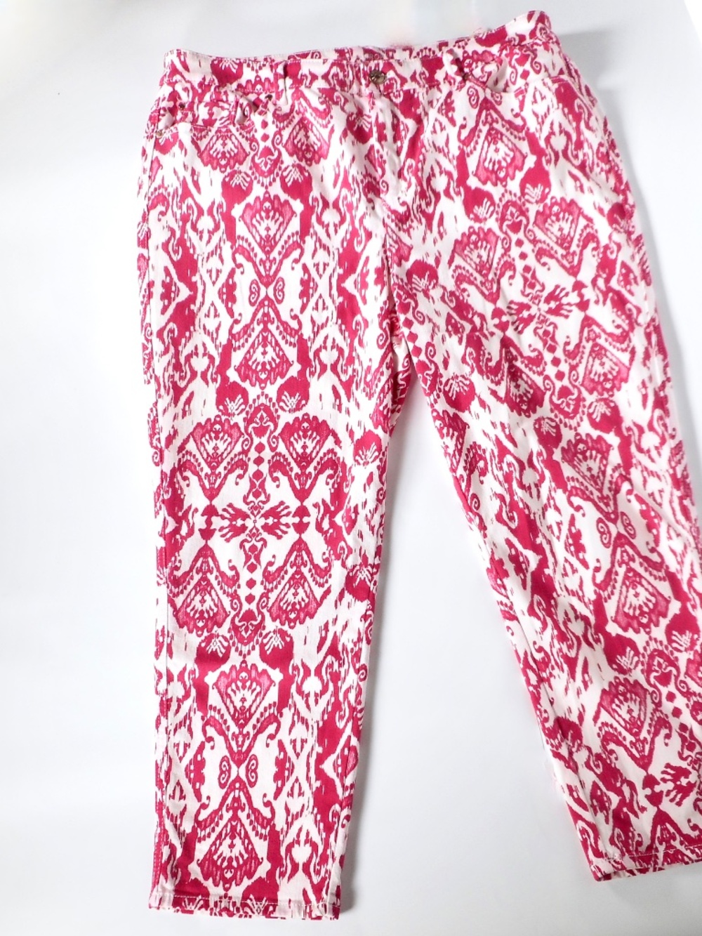 Chicos Platinum Crop Jeans Womens Pink White Sz 2 M 12 Stretch Denim Pant